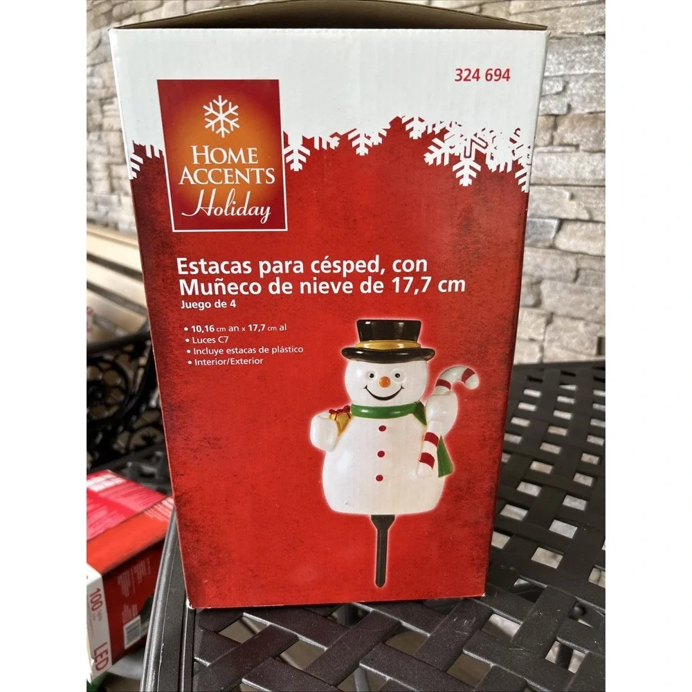 home accents holiday christmas 7 In Snowman‎ Lawn Stakes Set 4